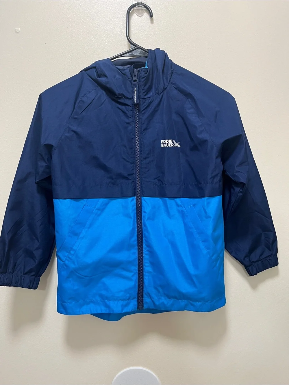 Eddie Bauer Navy and Bright Blue Kids Hooded Windbreaker Size 5/6 Years